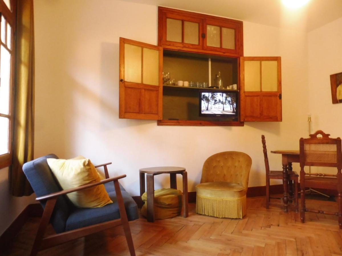 Charmant Appartement Sur Cour, Le Berlingott Bagnères-de-Bigorre Esterno foto
