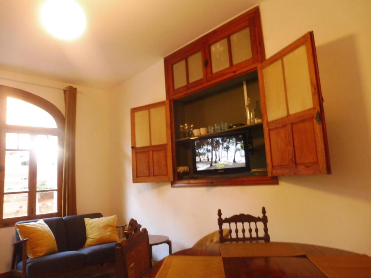 Charmant Appartement Sur Cour, Le Berlingott Bagnères-de-Bigorre Esterno foto