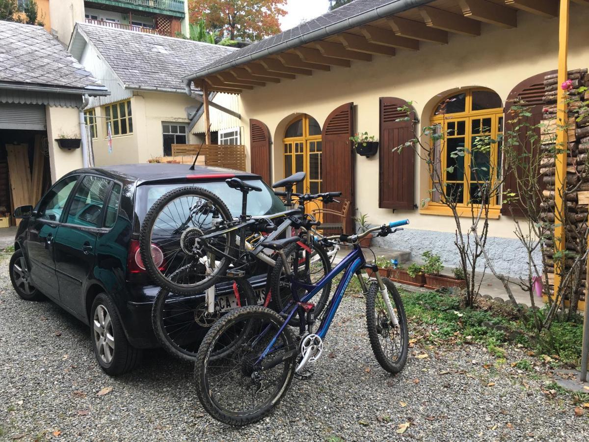 Charmant Appartement Sur Cour, Le Berlingott Bagnères-de-Bigorre Esterno foto