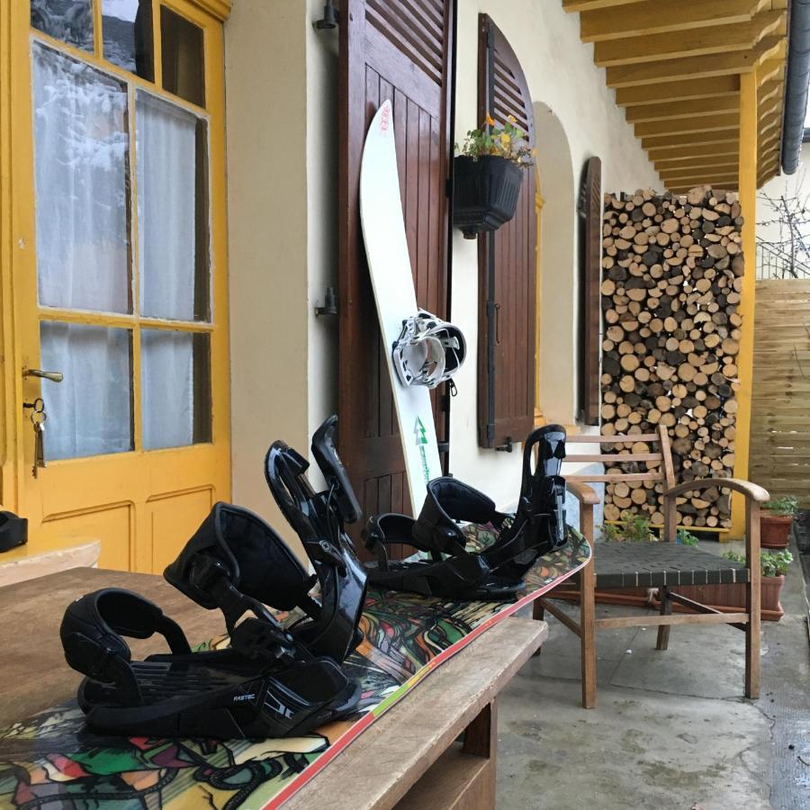 Charmant Appartement Sur Cour, Le Berlingott Bagnères-de-Bigorre Esterno foto